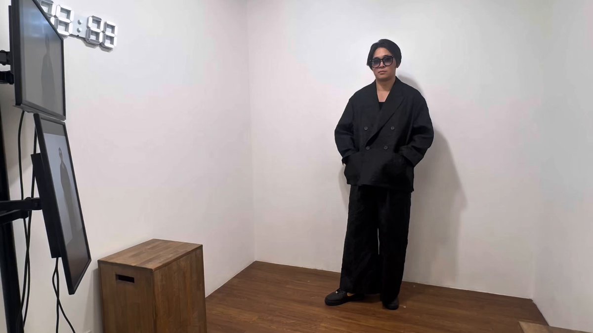 今回のスクエアチェキは セルフ写真館の良いカメラで50枚ほど撮りました！ その様子の動画をチラリッ↓↓ 注文はこちらから↓COMEOOOON🤌