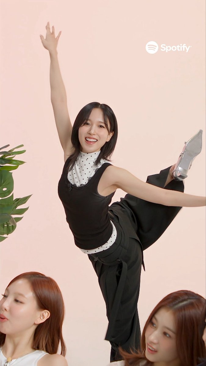 Ballerina Mina showing off her favourite ballet poses