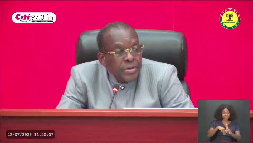 “I saw some of you taking her number… The Honourable Member of Parliament is not in the market.” - Speaker Bagbin to MPs Watch the full ceremony here: #CitiNewsroom