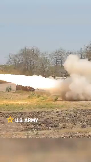 HIMARS + Tropic Lightning = A Lethal Combo 25th Infantry Division receives High Mobility Artillery Rocket System (HIMARS) launchers at Joint Base Pearl Harbor-Hickam, July 2025. 🎥 Sgt. Duke Edwards