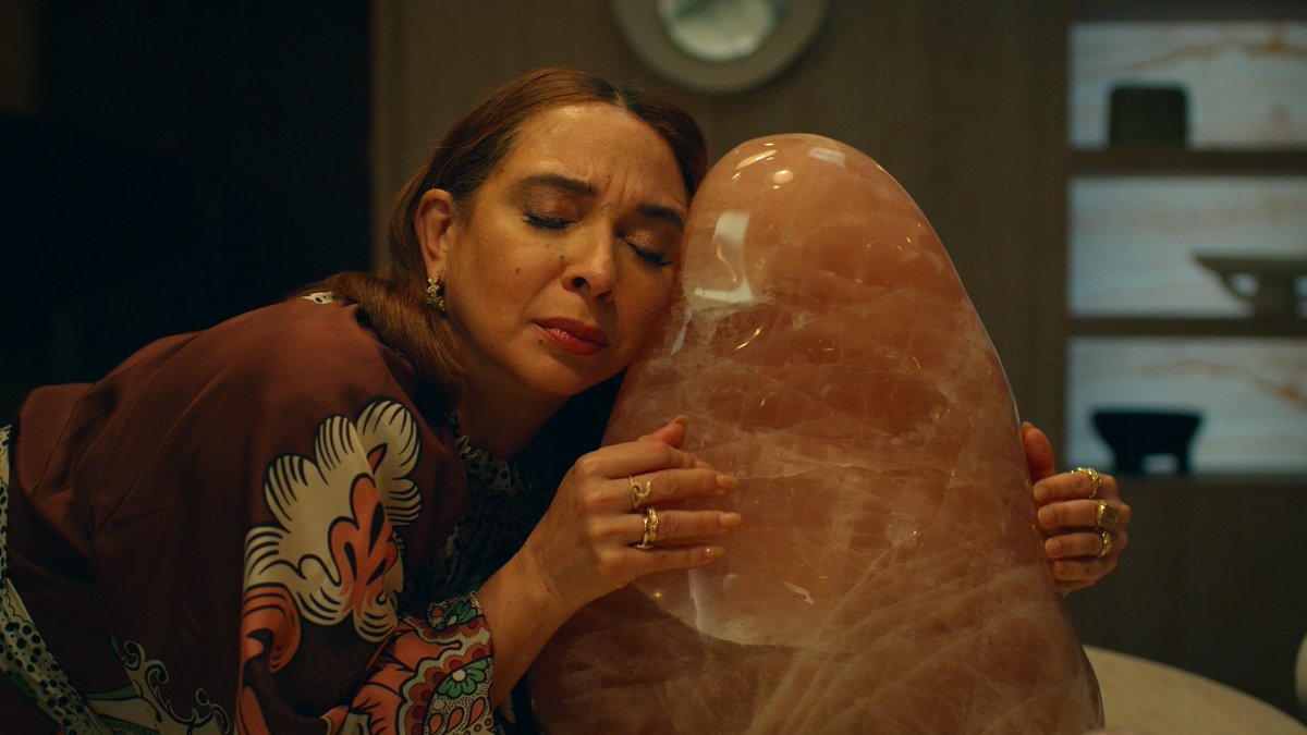 #Loot Season 3 starring Maya Rudolph premieres October 15, on #AppleTV+