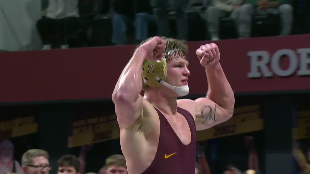 💪 Max McEnelly 💪 The Minnesota Wrestling star got the dramatic SV win in a top-10 freshman battle over Gabe Arnold. #TakedownTuesday x #B1GWrestling