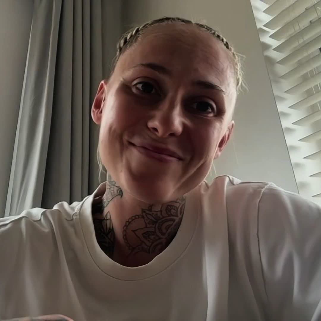 Leah Galton is expecting a dominant performance from England tonight 🏴󠁧󠁢󠁥󠁮󠁧󠁿