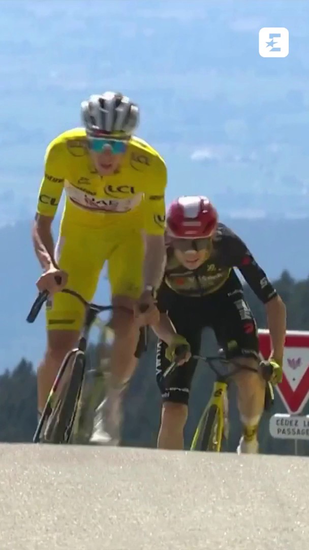 ‘INCHINIAMOCI DAVANTI ALLA MERAVIGLIA DEL CICLISMO’ 🍿🚵 #Vingegaard #Pogacar #TDF2025 #EurosportCiclismo