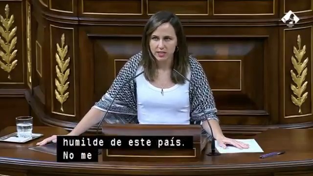 Ione Belarra denunciando la financiación pública por gobiernos del PP y VOX a medios como EDAtv con cientos de miles de euros a cambio del acoso y difusión de bulos contra sus rivales políticos.