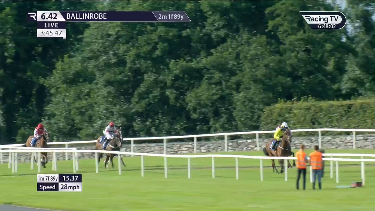 Drumgill lands an impressive victory in the BOYLE Sports Best Odds Guaranteed Handicap Hurdle for Daniel King and John Ryan