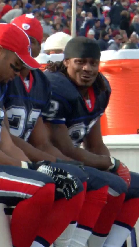 Marshawn was a Buffalo Bills red helmet icon 😂