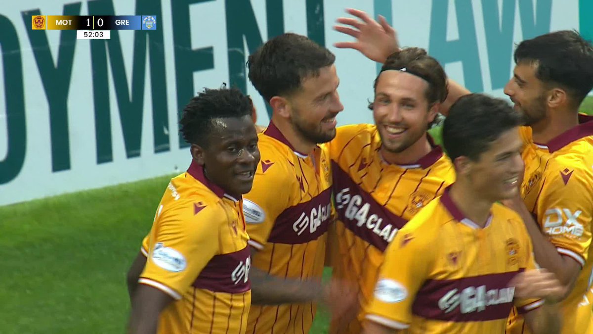 The deadlock is broken by Motherwell FC! 🟠 Stamatelopoulos is quickest to react 👏 #PremierSportsCup | SPFL