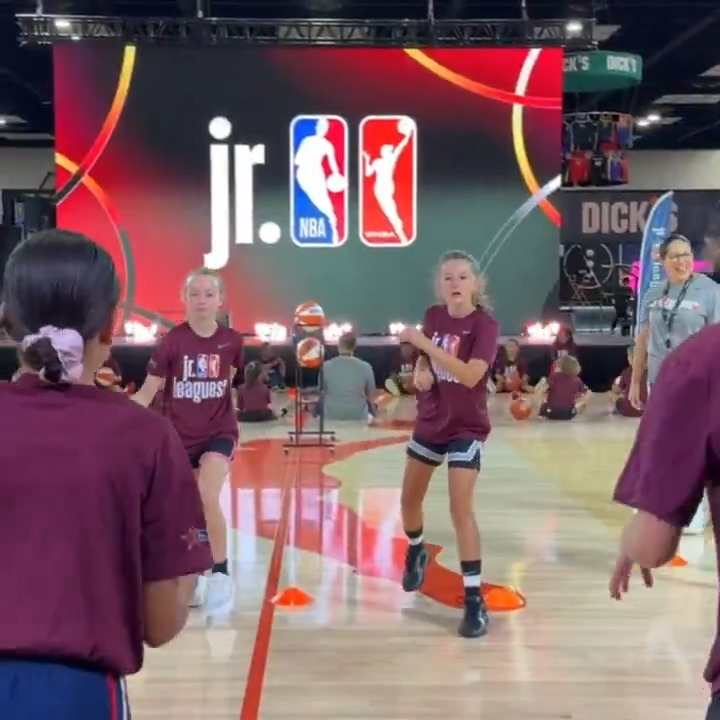 🏀✨ BIG energy at the Jr. NBA/Jr. WNBA Leagues Clinic during #WNBAAllStar in Indy! Young hoopers showed out with hustle, heart, and handles—right alongside the game’s brightest stars 🌟💪 From fast breaks to fun drills, this was a weekend to remember! 💥 Find a league near you: