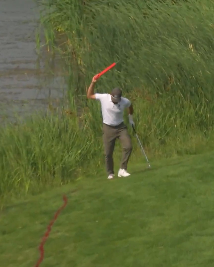 From double bogey … to an ACE! Hayden Buckley with an absurd two-hole stretch at last year’s 3M Open. #TOURVault