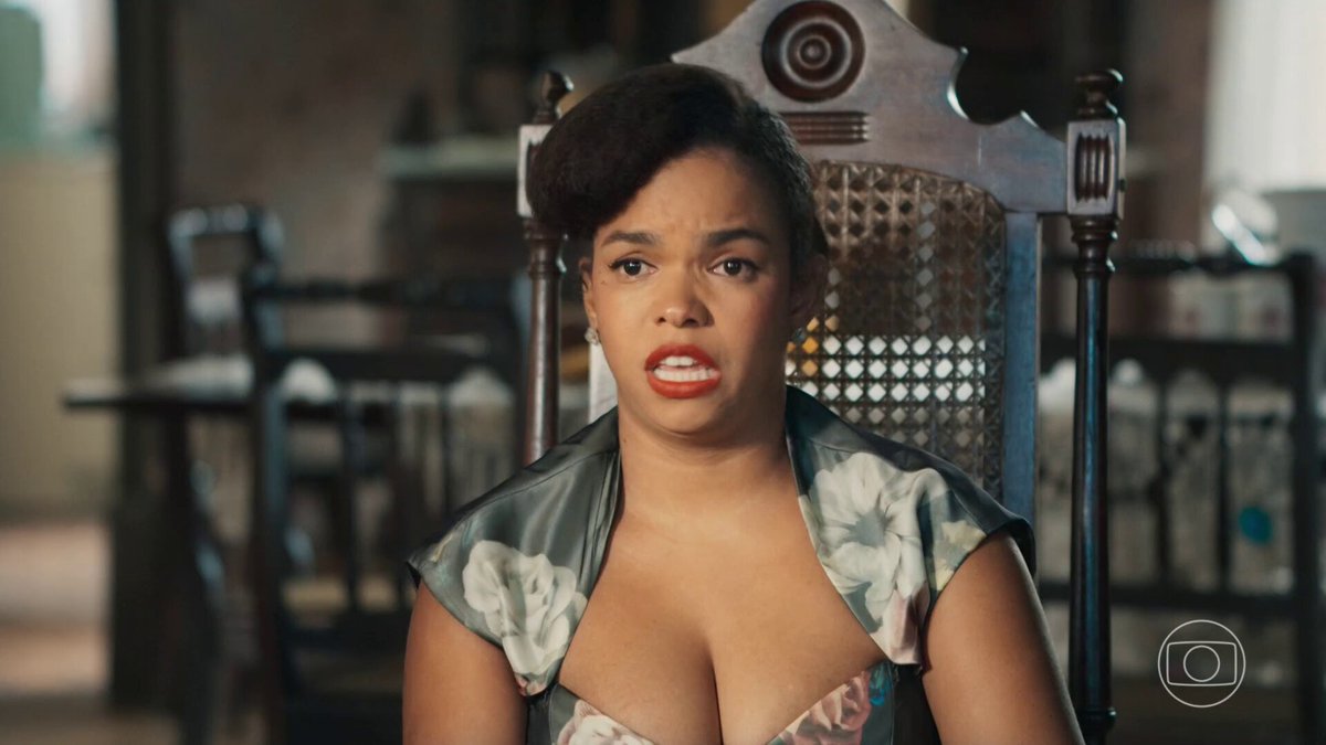 "Dita, vou transformar voce em uma dama da sociedade..." E o Walcyr botando a Nivea Maria pra ser ex do Tony Tornado. É o que mais valoriza os veteranos, não tem jeito. #etamundomelhor
