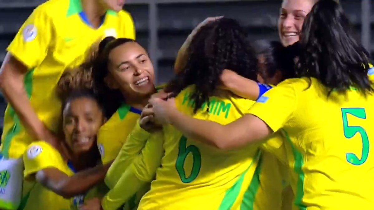 Brazil strikes first from the set piece 🎯🇧🇷