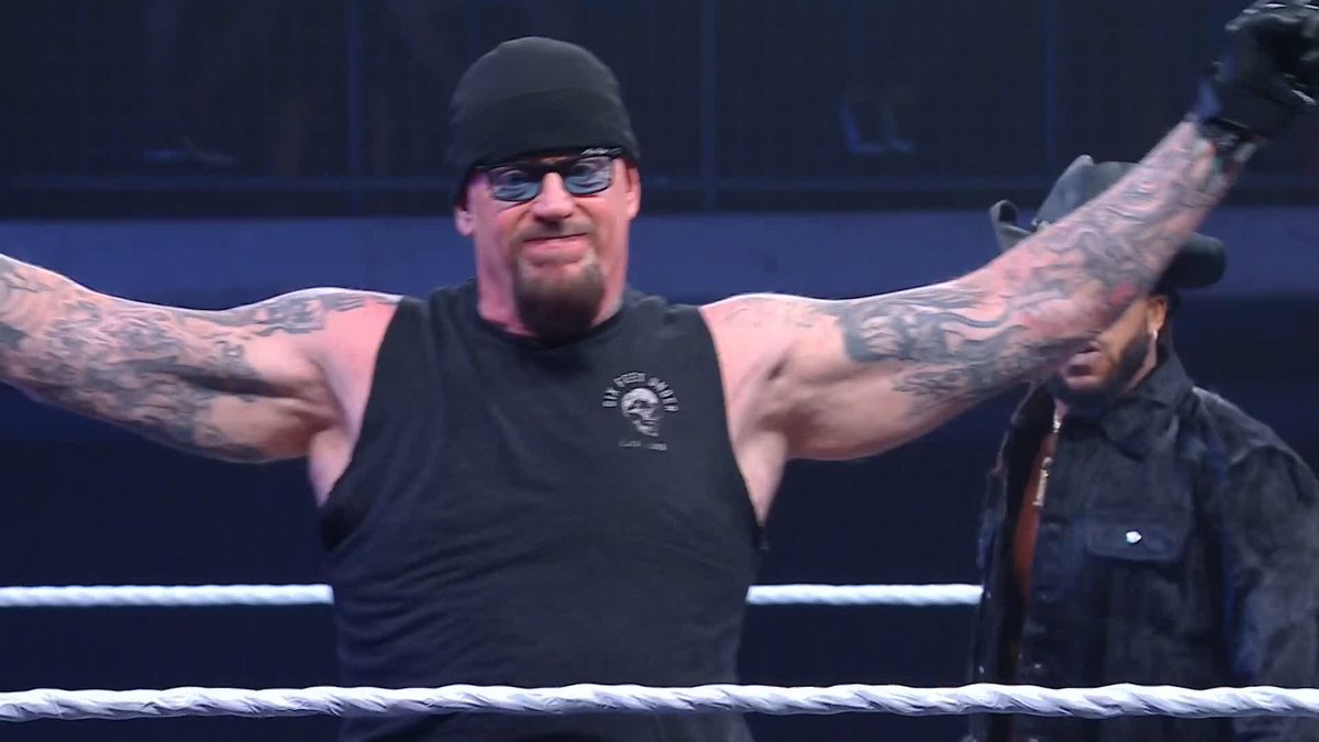Ask and you shall receive, Trick Williams... The Undertaker is here in Houston! 🙌