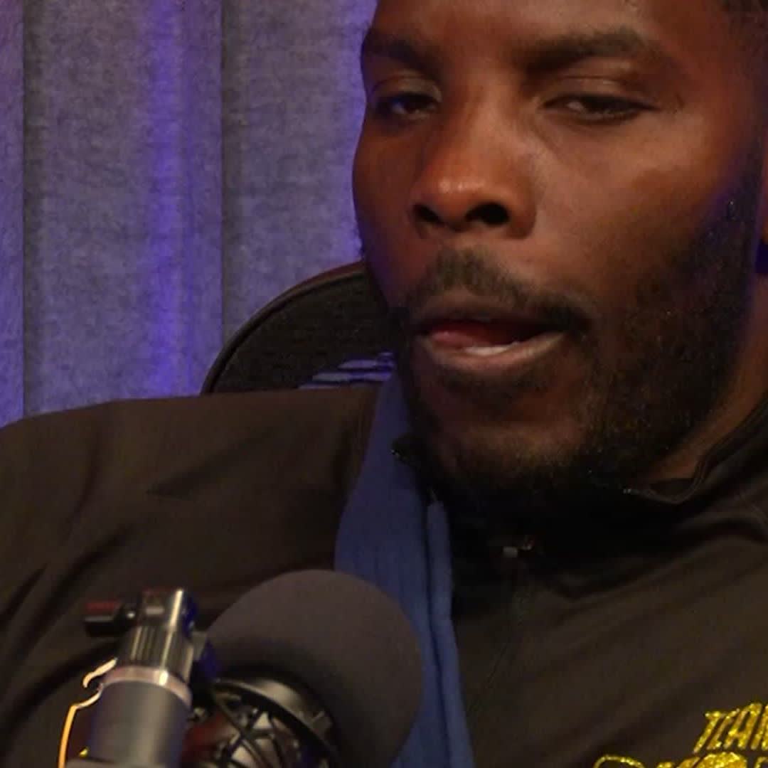 'It's ridiculous" ‼️ Lawrence Okolie and Barry Jones slam Team Dubois for hosting a party before the Oleksandr Usyk fight 🗣️