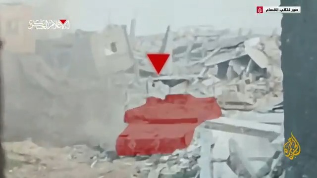 مشاهد حصلت عليها #الجزيرة لاستهداف عناصر القسام جنود الجيش الإسرائيلي وآلياته في جباليا شمال غزة #حرب_غزة #الأخبار