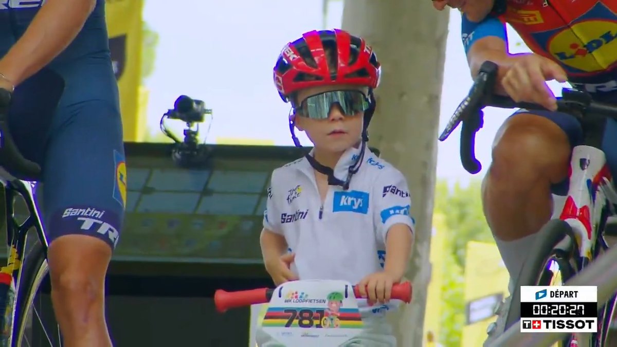 Cuteness OVERLOAD 🥹🥹🥰🥰 Edward Theuns and Scott Theuns. C’est TELLEMENT MIGNONNN 🥹🥹🥰🥰 #TDF2025