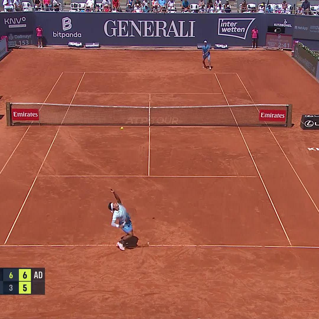 What a win! 🔥 Yannick Hanfmann powers past no.2 seed Baez to reach the Kitzbuhel quarter-finals 💪
