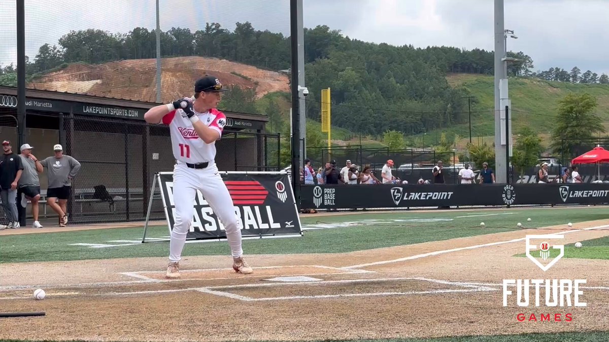 ‘27 Conner Davis (Conner Davis) Boyd County HS 6’0” 189lbs C/3B Top EV: 94.7mph Top distance: 335ft LakePoint Sports Mizuno Team Sports USA Pison #TeamKY || #PBFG25 || Prep Baseball