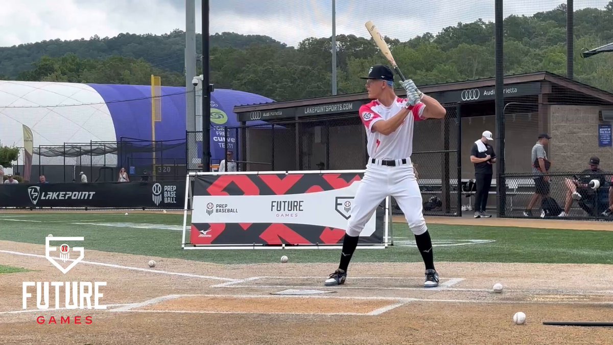 ‘27 Sam Pearson (Sam Pearson) LCA Baseball 6’0” 171lbs SS/OF Top EV: 97.5mph Top distance: 304ft LakePoint Sports Mizuno Team Sports USA Pison #TeamKY || #PBFG25 || Prep Baseball