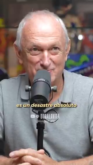 🗣️"La norma de la presión de neumáticos es un desastre… ¡y tiene una solución fácil!" En el nuevo episodio de 'DURALAVITA', Forcada explica cómo podría resolverse con un sistema tan simple como el de la gasolina. Disfruta de la tertulia en DAZN 🔗