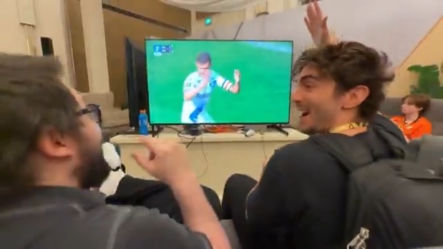 On the pitch ⚽ Damon B vs. OpTic JP