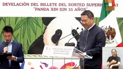 🇨🇳 ✨ El embajador de la República Popular China, Chen Daojiang, destacó que tener 35 años para un oso panda como Xin Xin equivale a 100 años de vida para un ser humano, por ello, extendió un agradecimiento al pueblo mexicano, quienes han cuidado con cariño a este ejemplar de panda gigante. 👏🏻 🥳 #CapitalDeLaTransformación 🐼🫀