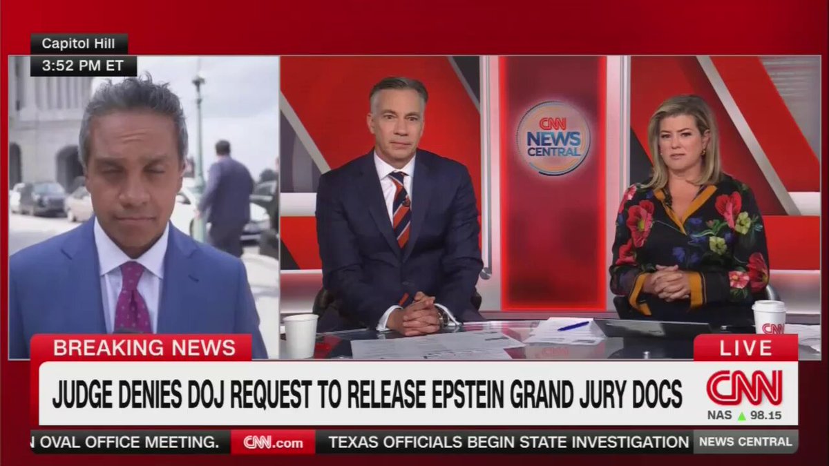 Republican Congressman Eric Burlison told CNN the number of calls coming in calling for the release of the Epstein files are 500 to 1.
