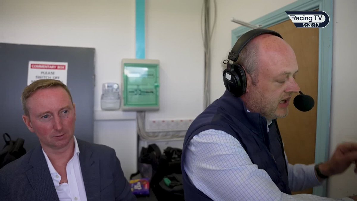 "Evening meetings can be dangerous here!" Fantastic to chat with the legendary Jerry Hannon at KillarneyRaces 🎤 #ThisRacingLife |Al Basti Equiworld Dubai