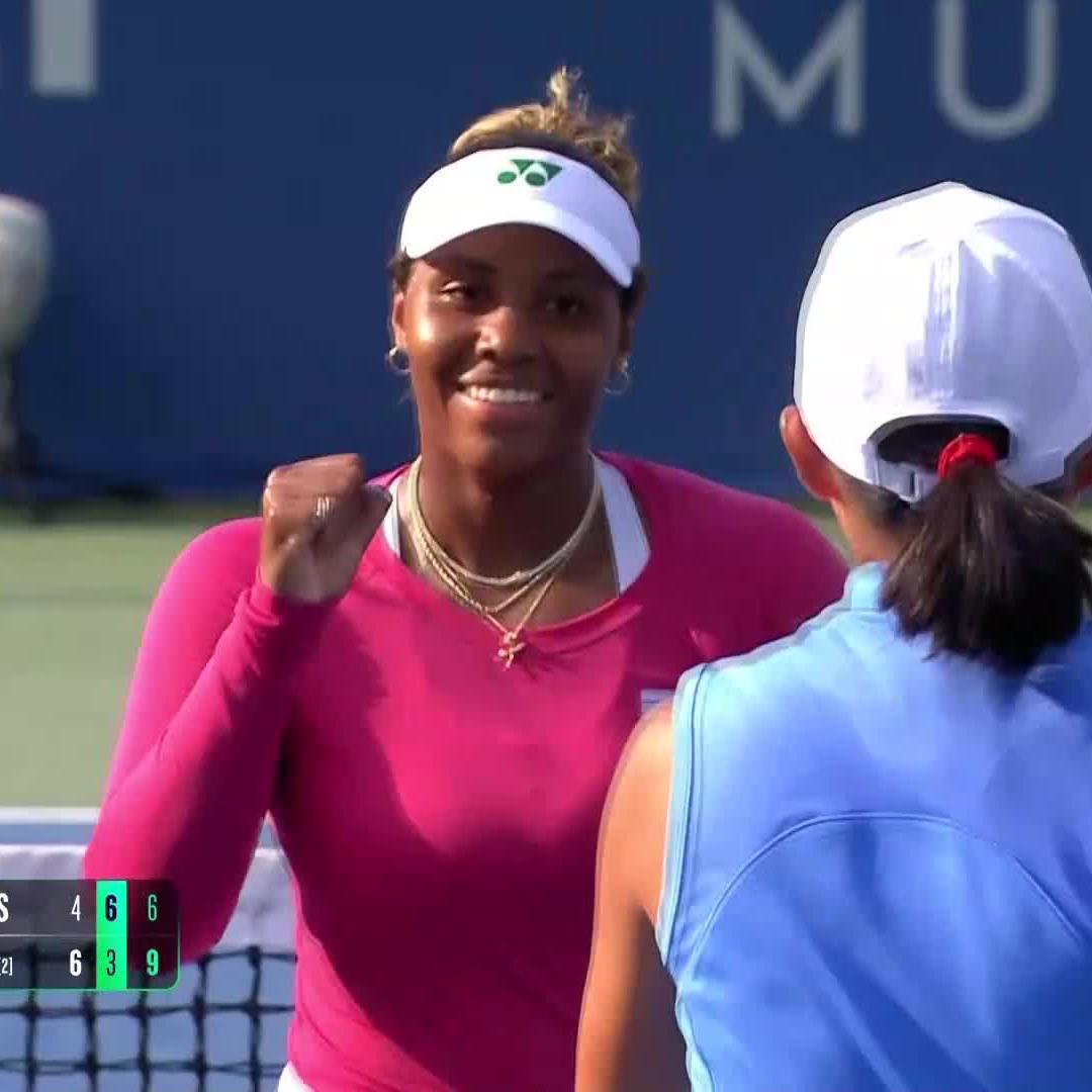 Doubles delight 🤝 Taylor Townsend and Shuai Zhang knock out wild cards Baptiste/Williams 6-4, 3-6 [10-6] to reach the final four in Washington. #MubadalaCitiDCOpen