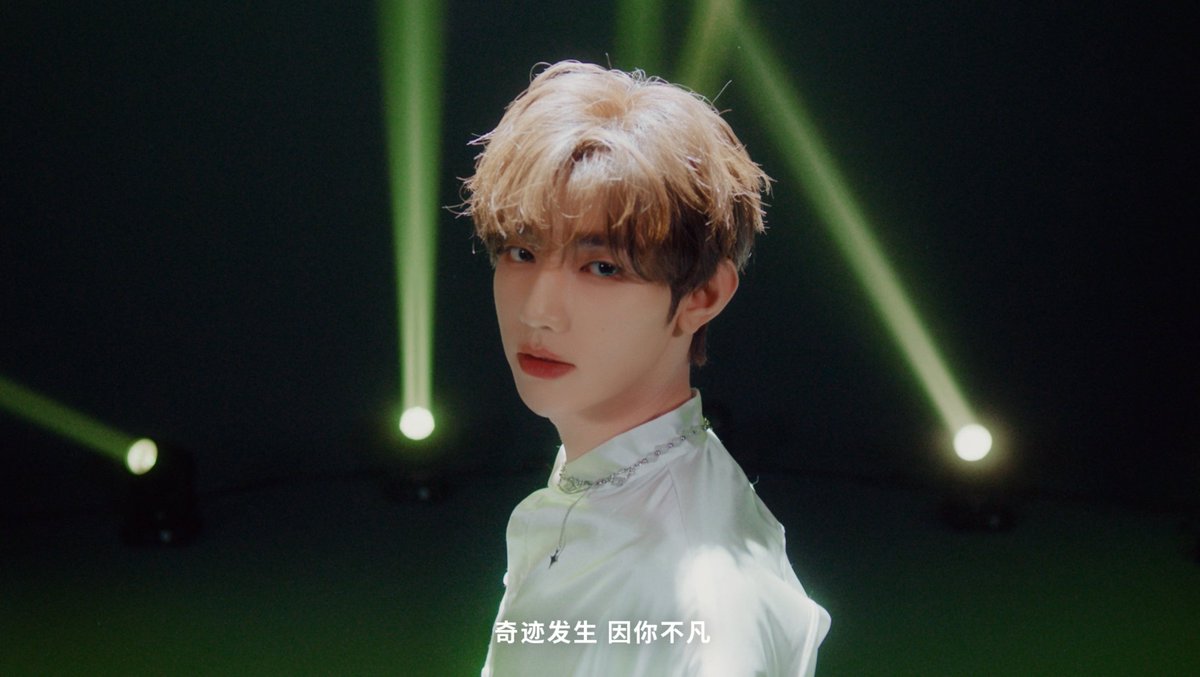 Fearless choices spark miracles. Extraordinary is the story we write together. We’re excited to begin this fearless journey with ZHANG HAO and Befe.’s Dry Spray Series. Be fearless. Be extraordinary. #ZEROBASEONE #ZB1 #제로베이스원 #ZHANGHAO #장하오 #Befe