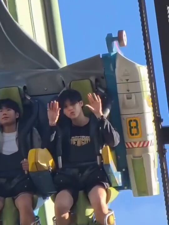 ทฤษฎีไม่ใส่เพลงเพราะอยากให้ได้ยินเสียงคนถ่ายคือเรื่องจริง อือ