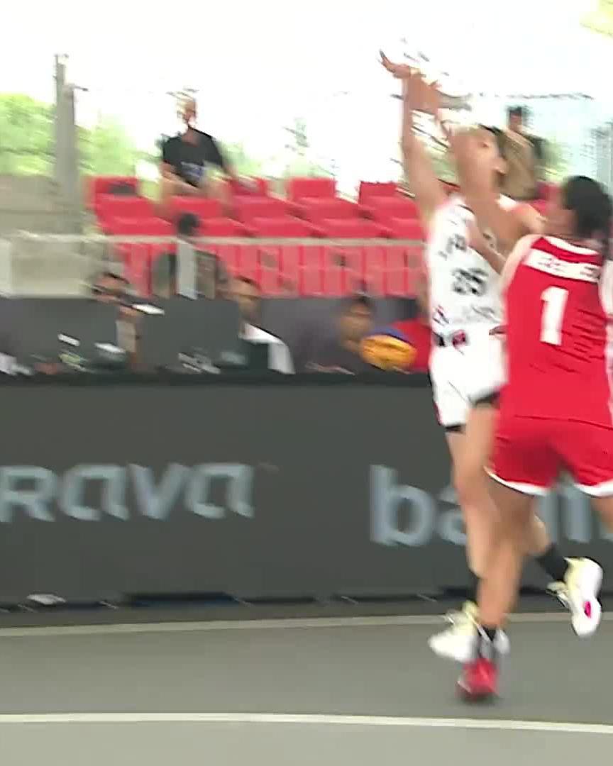 How did she make this!? 🤯 Katsura with the IMPOSSIBLE bucket! 🔥🇯🇵 #3x3Jakarta #3x3WS