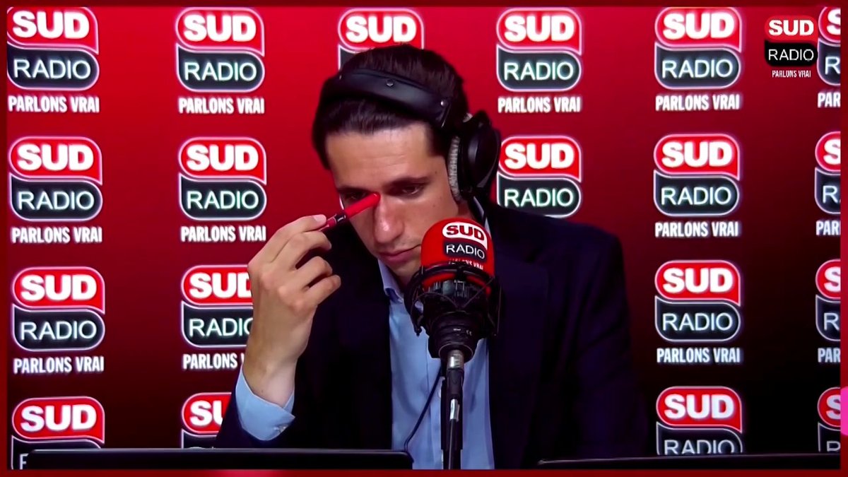 Romain, auditeur : « Ça fait bien longtemps que des millions de Français devraient descendre dans la rue. Nos représentants devraient être en prison. Ils bradent les intérêts de la France, ils détruisent les services publics … Qu’est-ce qu’on attend pour virer tous ces gens ? »