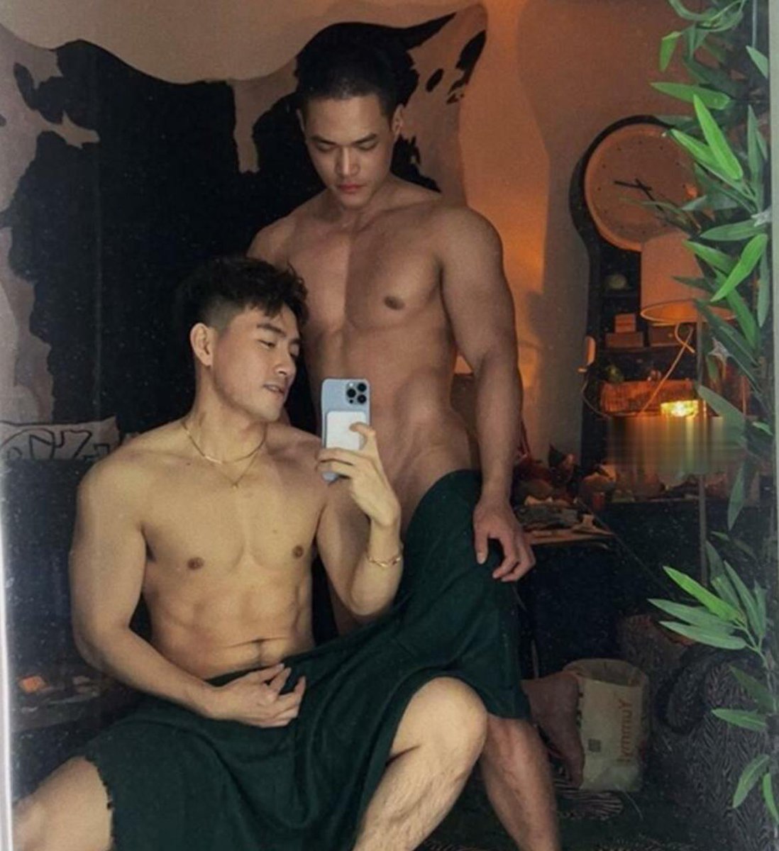 老友记 肌肉黑哥 x 白老师
