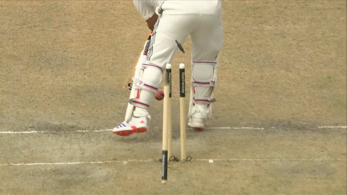 Jofra Archer cleans up Rishabh Pant with a jaffa - but an innings to admire from the Indian wicket-keeper ๐