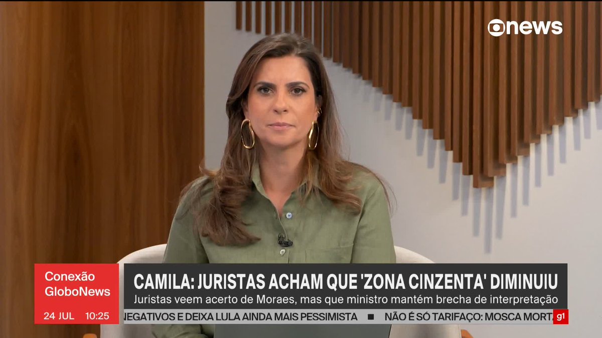 .Camila Bomfim: juristas acham que “zona cinzenta” diminuiu e veem acerto de Moraes ao descartar prisão de Bolsonaro, mas que ministro mantém brecha de interpretação. #ConexãoGloboNews ➡ Assista à #GloboNews: