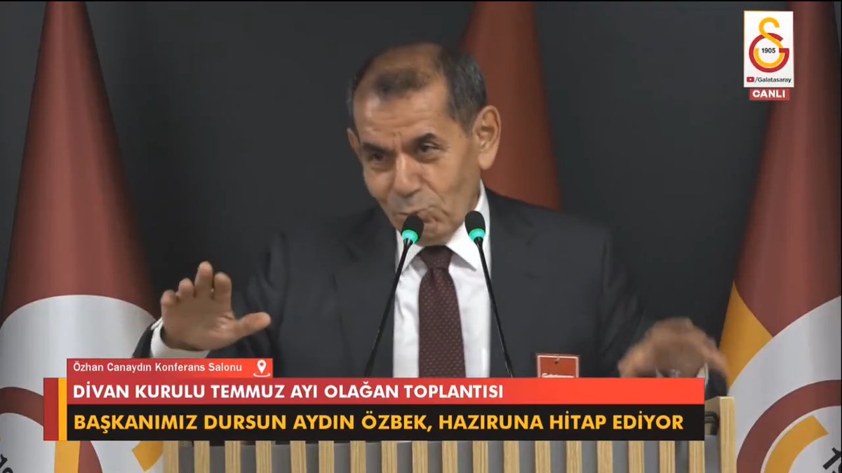 Dursun Özbek: "Galatasaray'ın kimseye beş kuruş borcu yok... Peki kasada ne var? Bayağı bir şey var yani kasada. Söylemeyeceğim..."