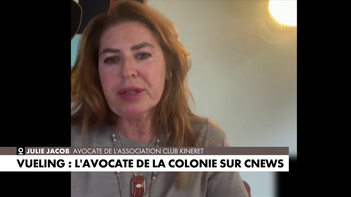 Alors que des enfants de confession juive ont été expulsés d'un vol Vueling à destination de Paris, l’avocate de la colonie Julie Jacob réagit : «Nous attendons des excuses et des sanctions», dans #180minutesinfo
