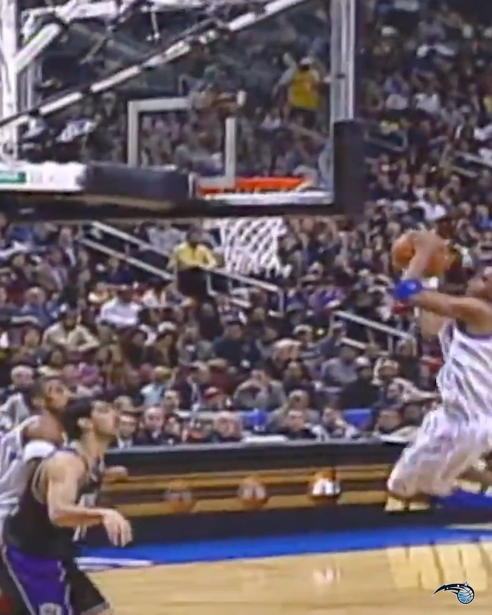 sit back, relax and enjoy 2 minutes of T Mac dunks