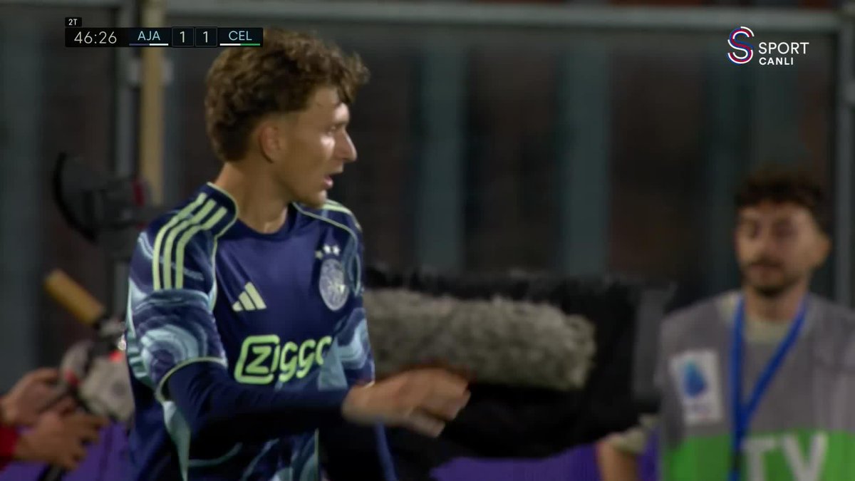 Ajax ikinci yarıya da golle başladı ⚽