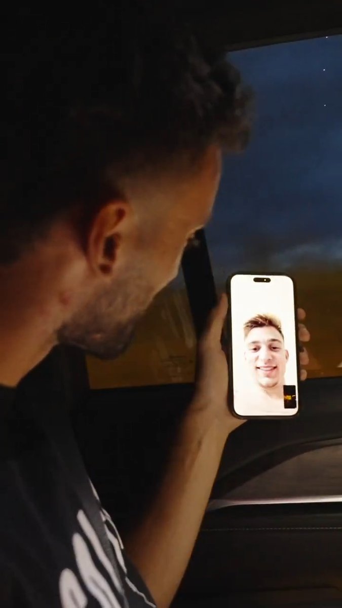 João 📲 Chico Il primo giorno in bianconero di João Mário 🇵🇹 Il video completo sul nostro canale YouTube 📹