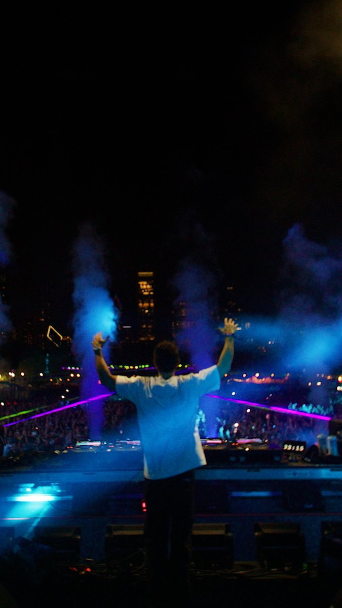 1 WEEK 🔥 Catch you in Grant Park.