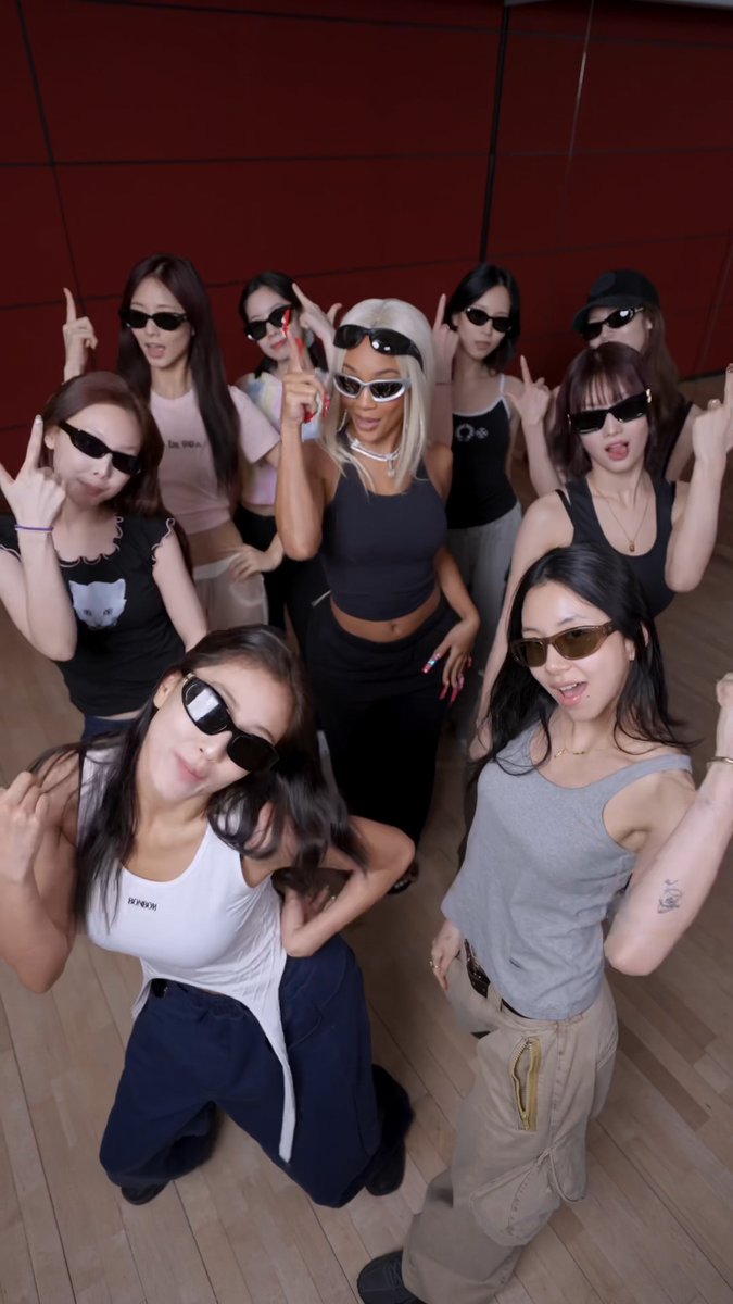 TWICE AND SAWEETIE THIS IS FOR CHALLENGE OMG