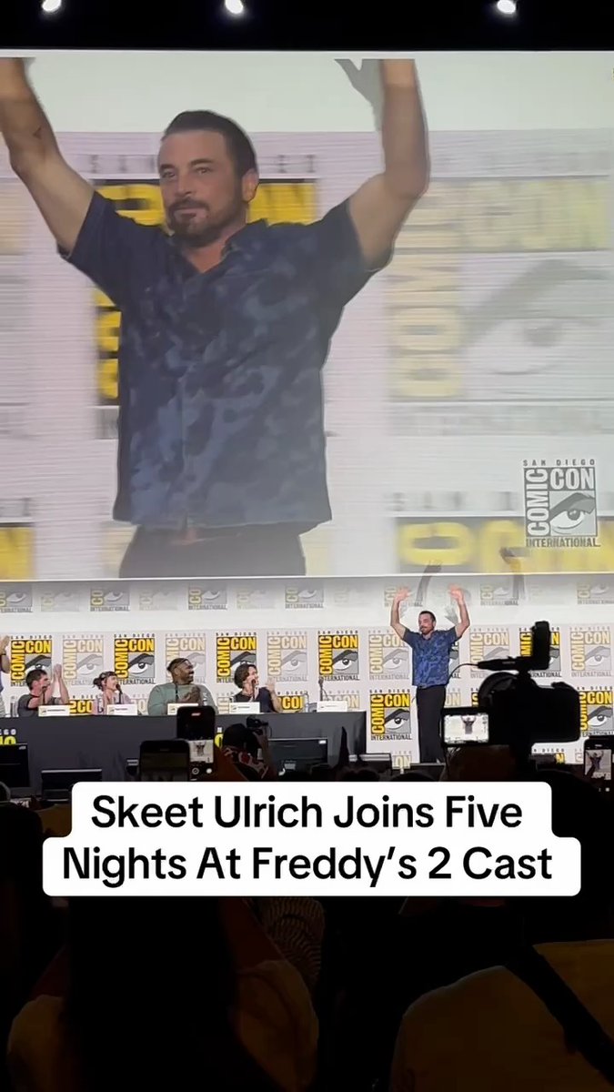 #Scream star Skeet Ulrich joins the cast of #FiveNightsAtFreddys2 at #SDCC.