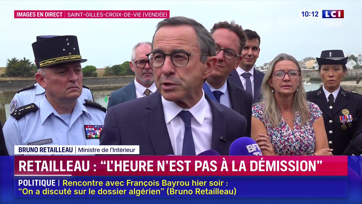 "Nous faisons parti d'un gouvernement qui est nécessairement pluriel (...) Entrer dans ce gouvernement ça ne fait pas de nous des macronistes", Bruno Retailleau, ministre de l'Intérieur