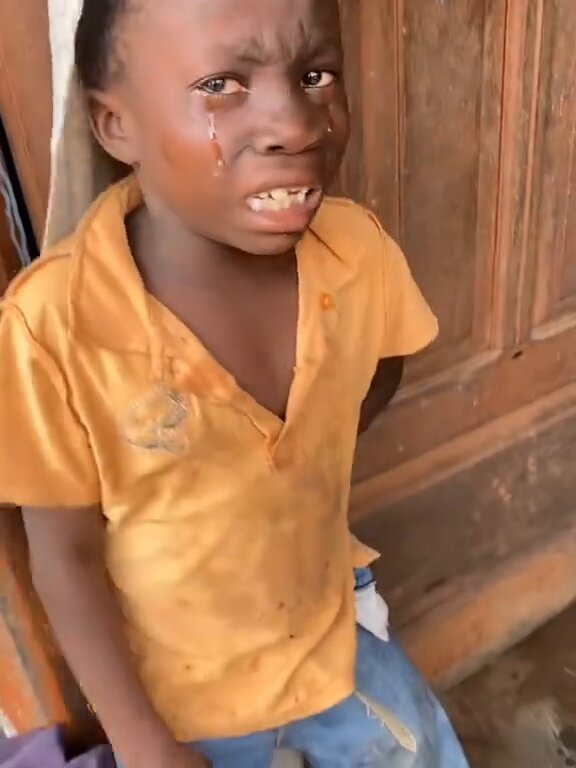 Yaw Dɛɛdɛ’s Our Day joy was cut short when the dad announced that he topped the class from the bottom. 😂 The teacher should be ashamed for sending Yaw back home with his term’s results. 😂