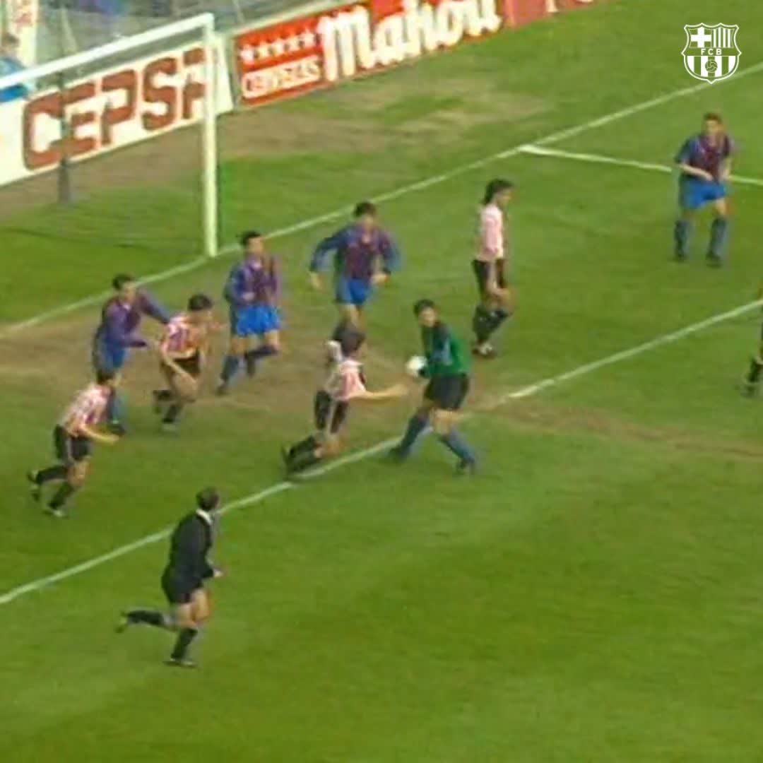 Hristo Stoichkov in his prime was unstoppable 🇧🇬