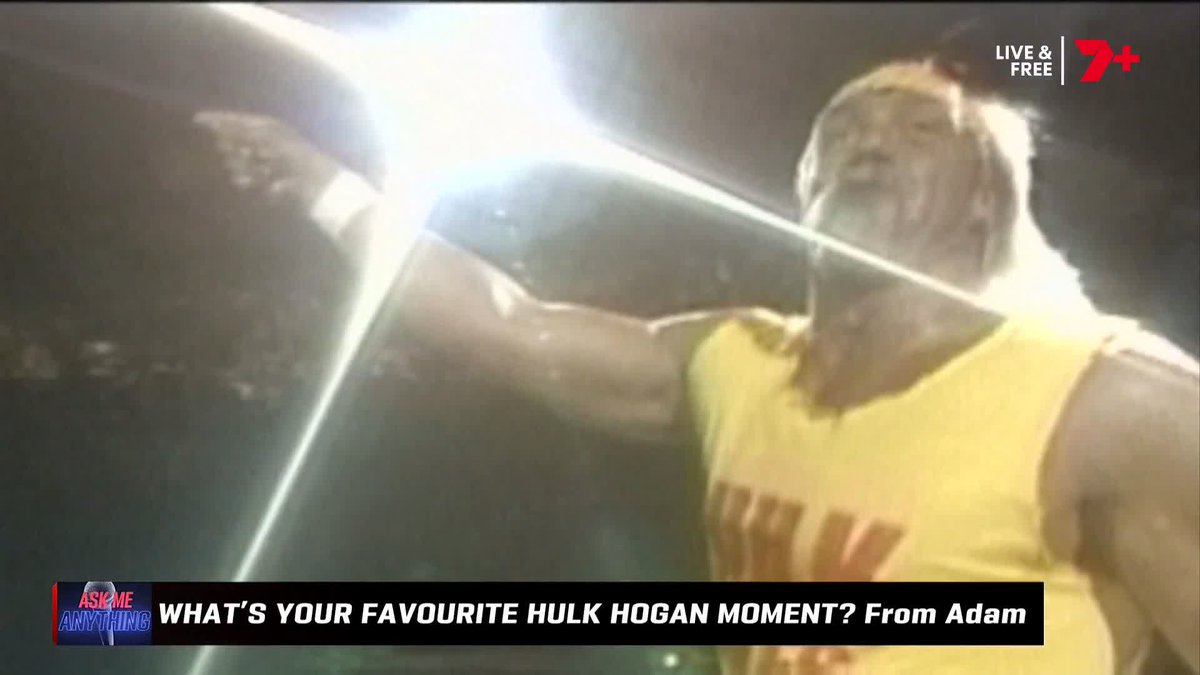 .Matthew Richardson has the floor to talk about Hulk Hogan 💪