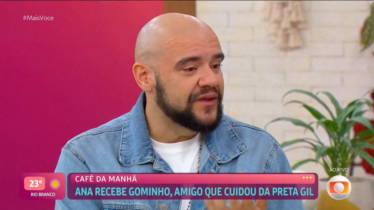 Gominho se emociona ao relembrar das últimas semanas de Preta: "Eu morava com ela, então pra tomar banho eu passava pelo closet dela. Eu passava, cheirava as roupas dela, chorava... Foram duas semanas assim." #MaisVocê