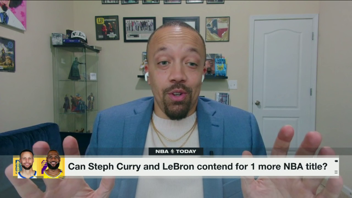 "The last thing I'm gonna do is count Stephen Curry and LeBron James out." David Dennis Jr. believes there’s still a chance for the legends to win another title 🏆 👀